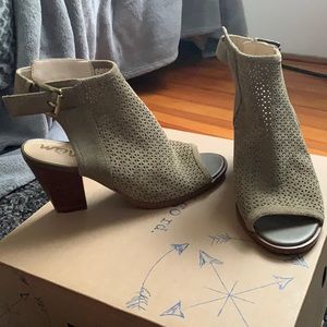 Sam Edelman Green Booties